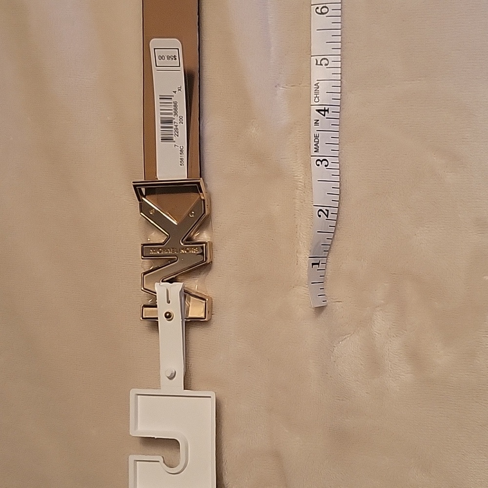 Michael Kors Women's Belt with Gold Buckle - Picture 4 of 12